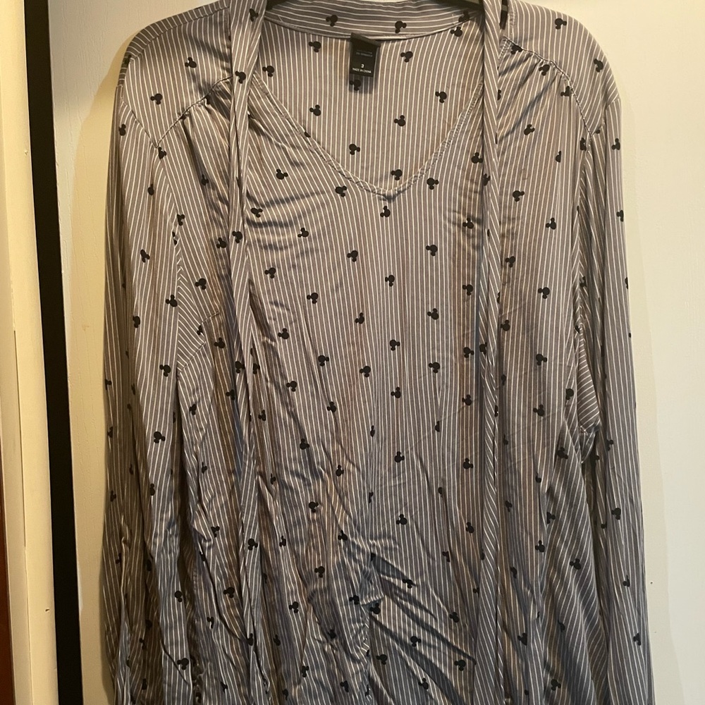 Torrid Disney long sleeve dress shirt with neck tie size 3
